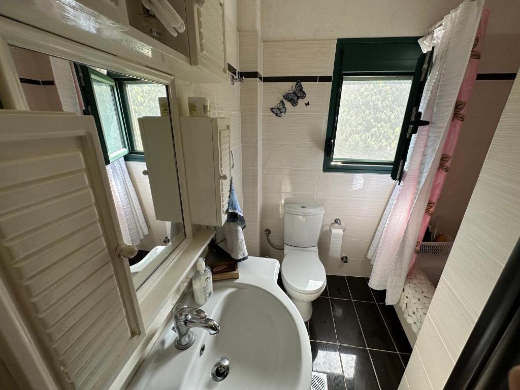 Image of bathroom with a view